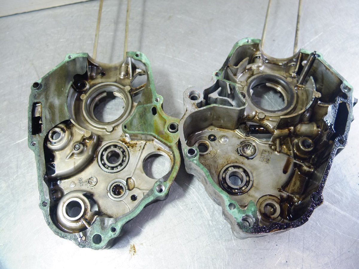 12V シャリーCF50E-3708***エンジン/クランクケースLR/11T 【公式通販】