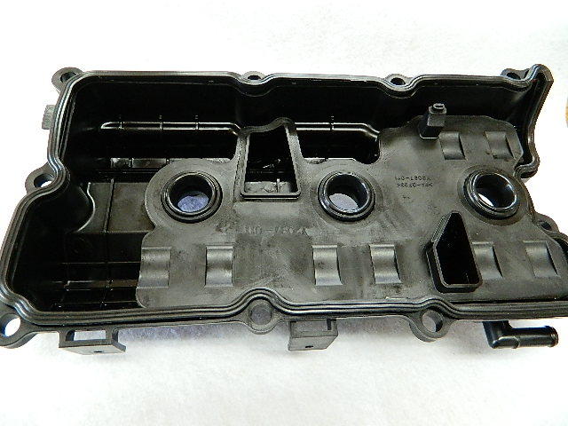 スカイラインＶ３５　ＶＱ３５ＤＥ　ＶＱ３５　ガスケット　ロッカーカバー　インマニ　タペットカバー　スパークプラグホール　シール　