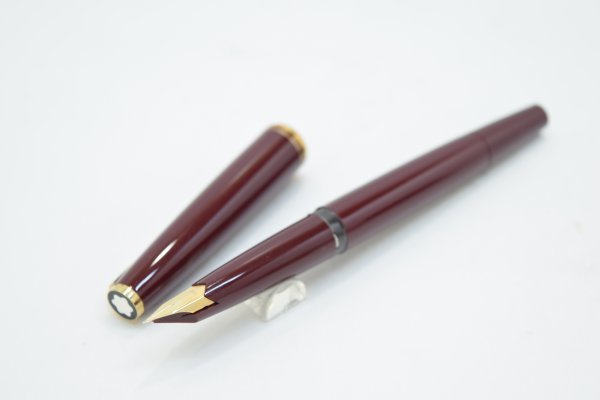 ★希少★MONTBLANC/モンブラン 221 14K 585 ボルドー MONTBLANC モンブラン No.221 ペン先 585 刻印 ワインレッド ボルドー