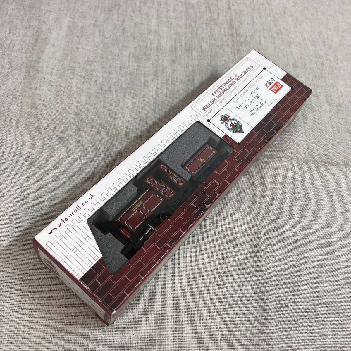 新品，人気SALE 現状品 KATO ナローゲージ KATO/PECO OO-9 スモールイングランド プリンセス 赤 51-201A 鉄道模型 蒸気機関車(その他)｜売買されたオークション情報、yahooの商品情報をアーカイブ公開 - オークファ その他
