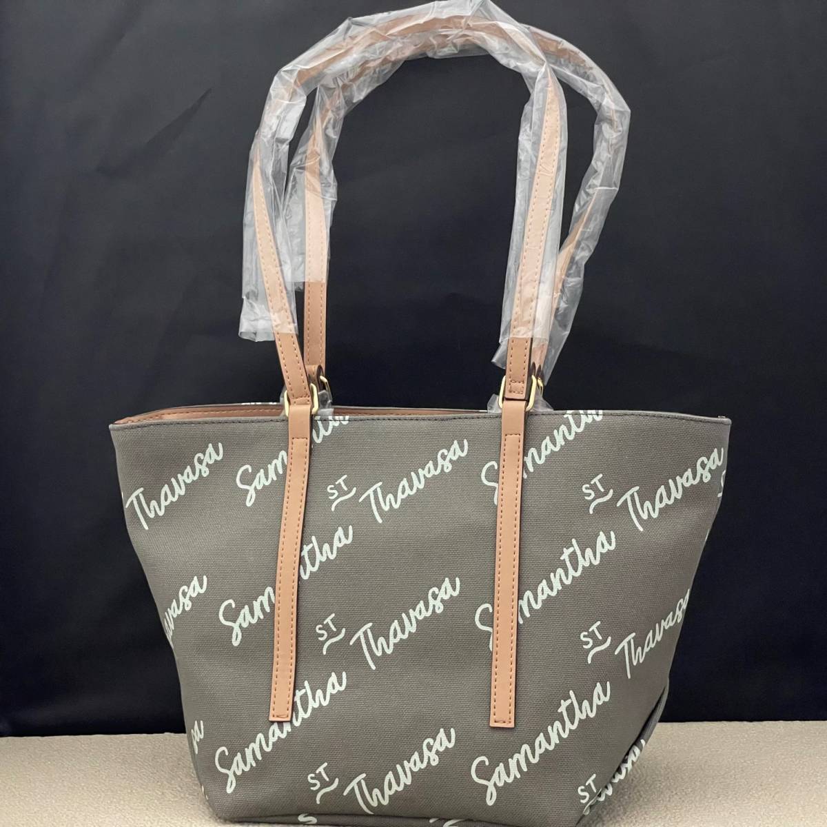品 Samantha Thavasa サマンサタバサ ベガ STグラフティキャンバス 