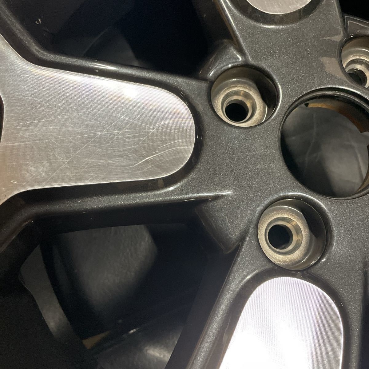 スズキ ハスラー 純正 ホイール 1本 ＳＵＺＵＫＩ 15インチ 15×4.5J 4H 単品 中古ホイール 4.5Ｊ 15インチ× １本 送料無料ハスラー純正ホイール C6