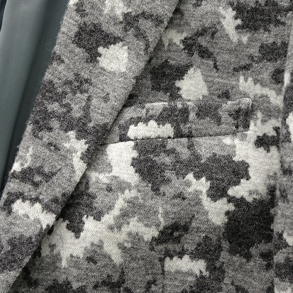 新品 5.8万 エポカウォモ 秋冬 カモフラ ニット ジャケット 46(M 新品 5.8万 エポカウォモ 秋冬 カモフラ ニット ジャケット 46(M