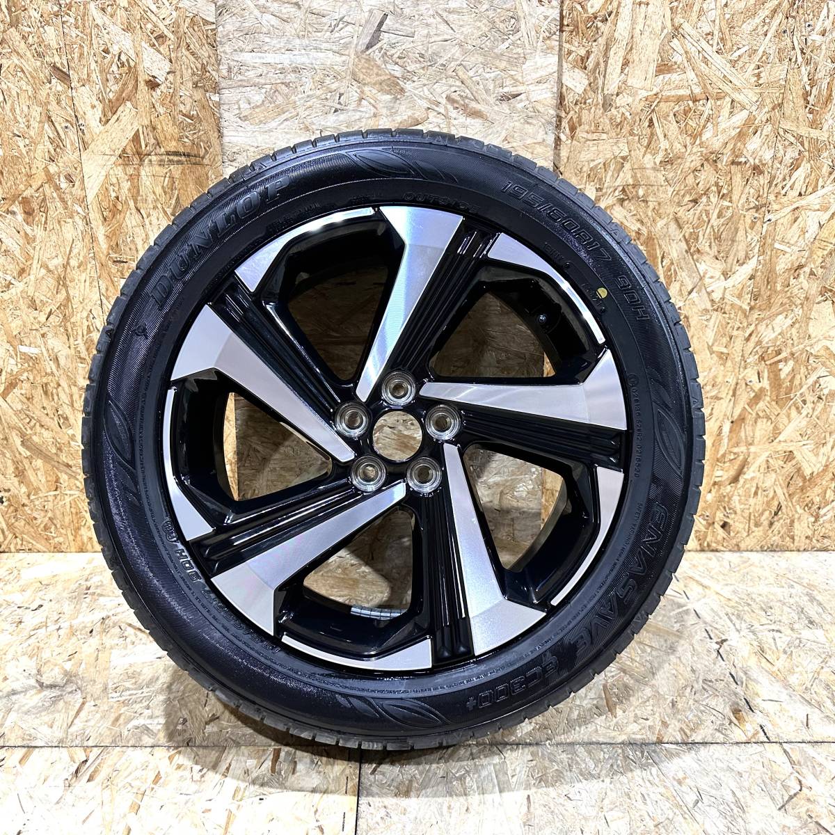 【爆買い，豊富な】 有 ライズ ハイブリッド A202A 純正 17インチ アルミホイール 1本 17&times;6J RAIZE ホイール 1本(純正品)｜売買されたオークション情報、yahooの商品情報をアーカイブ公開 - オークファン 5穴
