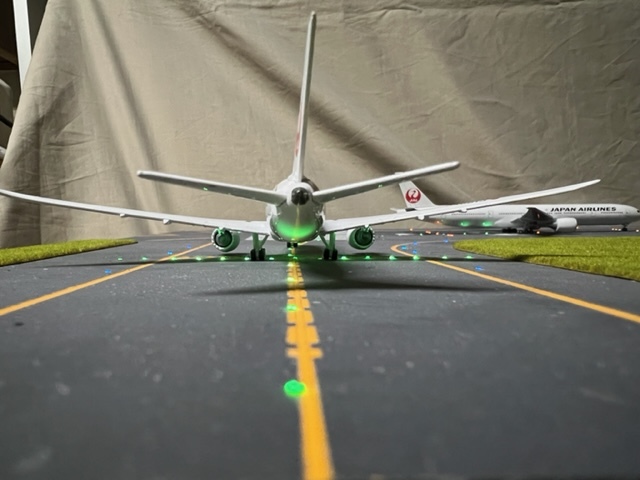 1/400 DeltaGroove 羽田空港風 34L 空港滑走路ジオラマケース Herpa等