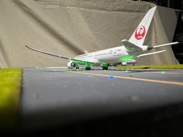 1/400 DeltaGroove 羽田空港風 34L 空港滑走路ジオラマケース Herpa等