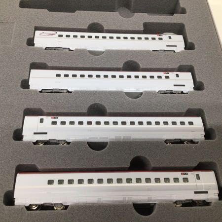 KATO 10-1136 E6系秋田新幹線「スーパーこまち」 基本セット Nゲージ