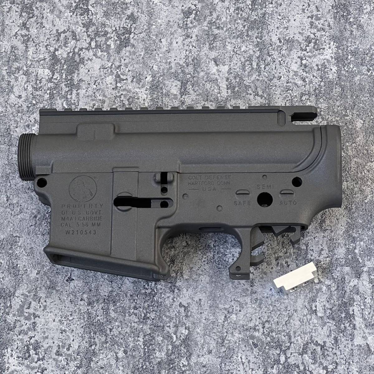 SYSTEMA トレポン M4 電動ガン 2アッパー付 SYSTEMA トレポン M4 電動ガン 2アッパー付