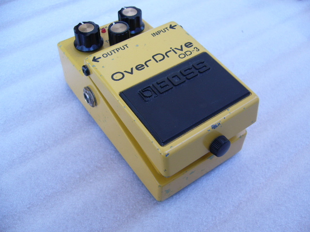 楽器・機材 boss od3 od-3 発売年発売年 極最初期ロッドです。
