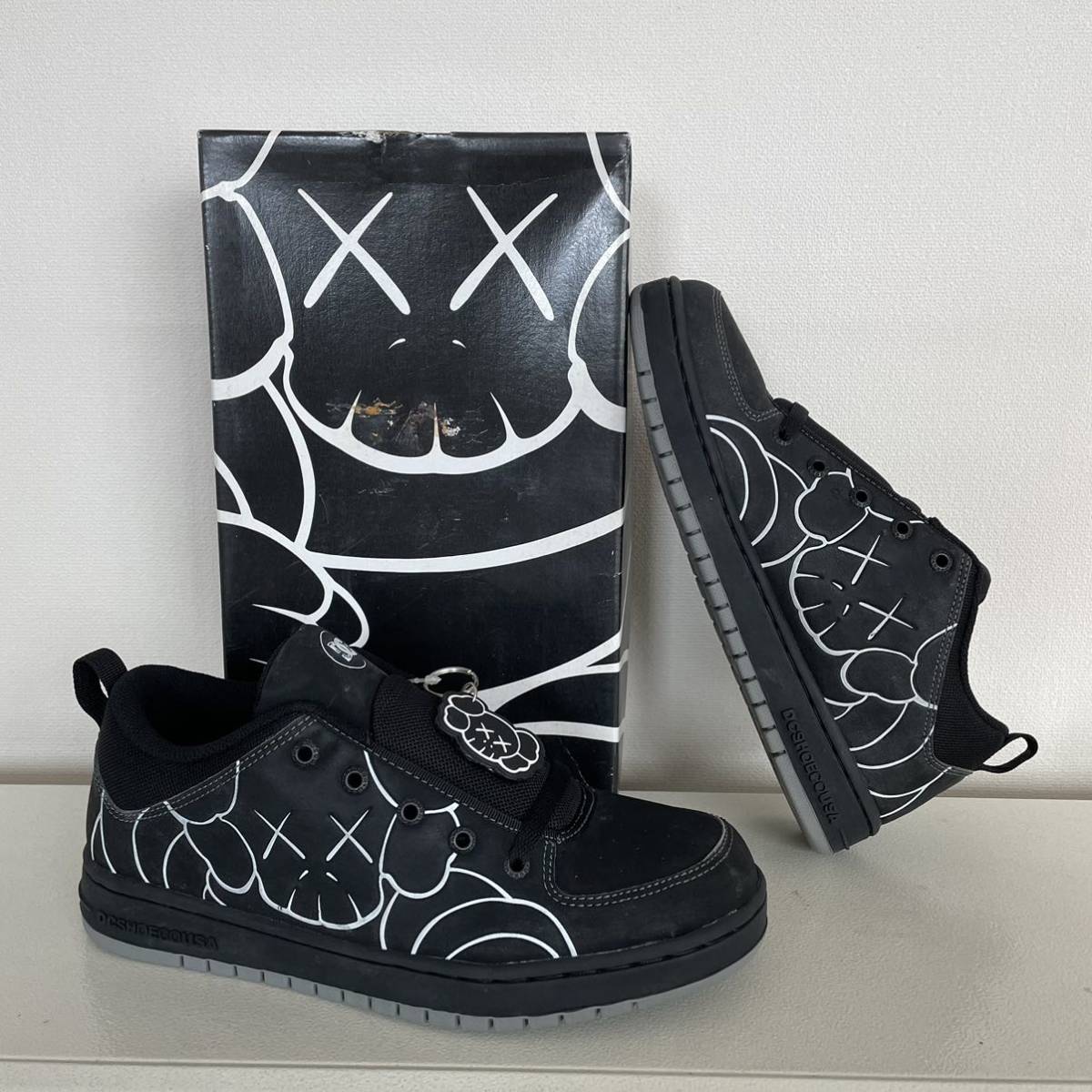 デッドストック】希少 2002年 DC SHOE x KAWS SYNTHETIC US10 28cm 