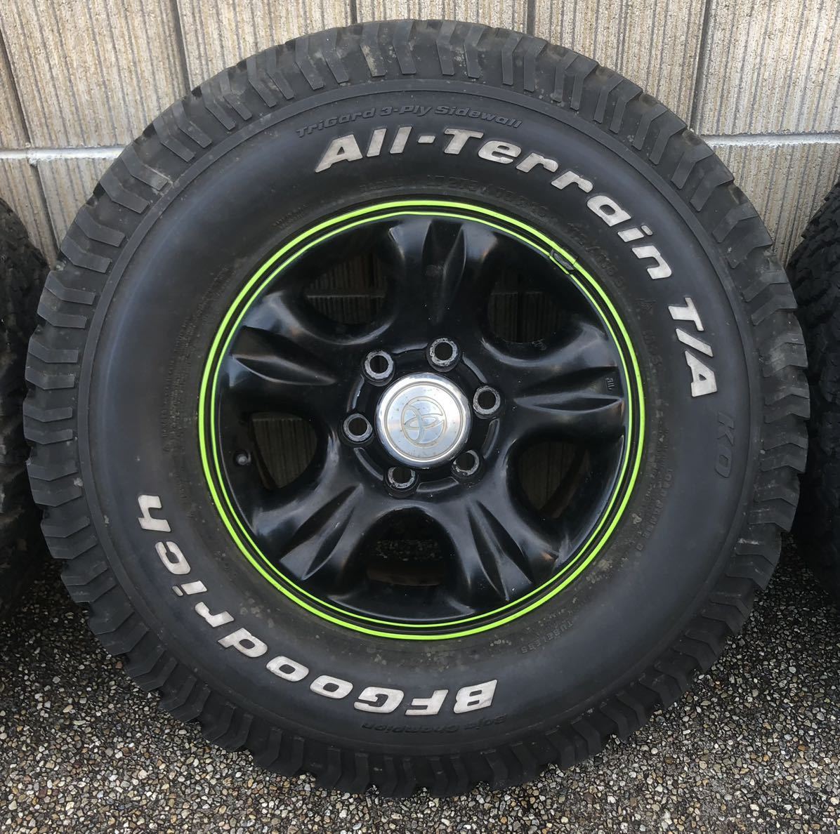 （M169）トヨタ 185系 ハイラックスサーフ 純正ホイール タイヤ4本 M169）トヨタ 185系 ハイラックスサーフ 純正ホイール タイヤ4本