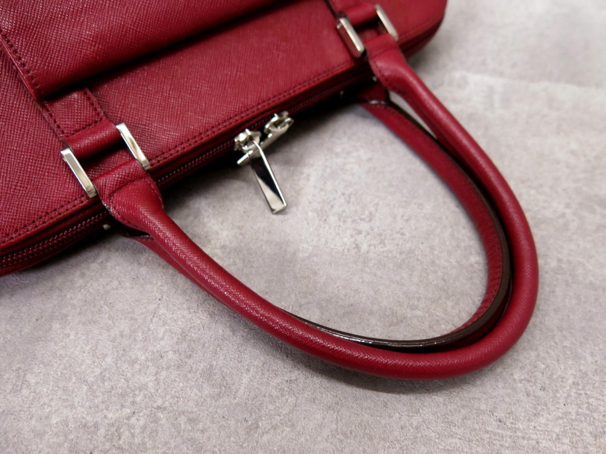 ○超美品○BURBERRY バーバリー○ノバチェック○サフィアーノ レザー 