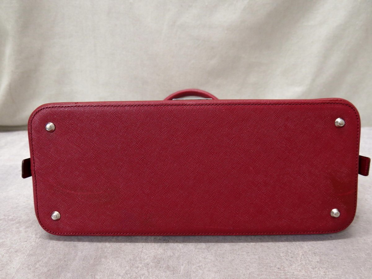 ○超美品○BURBERRY バーバリー○ノバチェック○サフィアーノ レザー 