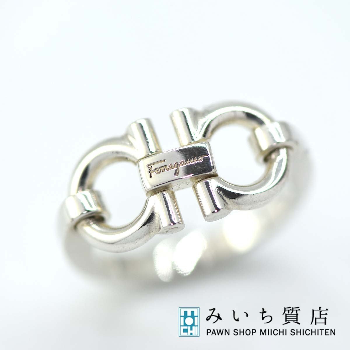 質屋 1円オークション フェラガモ ガンチーニ リング 指輪 12号 Salvatore Ferragamo 箱付き H2982-1 みいち質店(その他)｜売買されたオークション情報、yahooの商品情報をアーカイブ公開 - オークファ その他