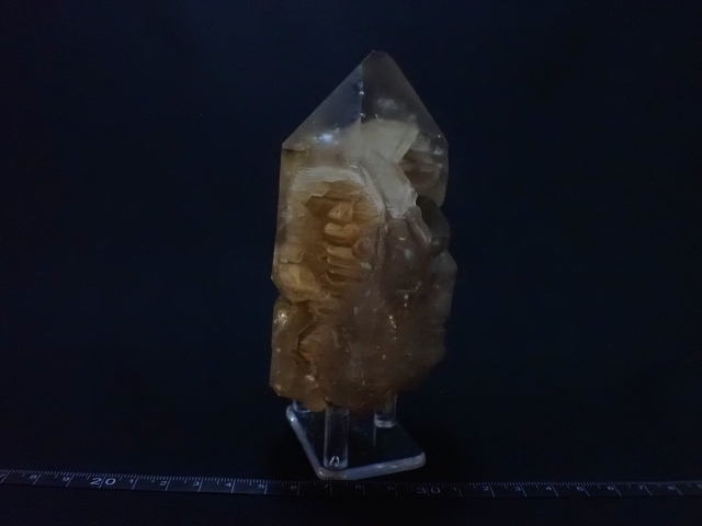 煙水晶 - ⁄ Quartz (Smoky 山梨県黒平産 鉱物標本販売店 Japan) |
