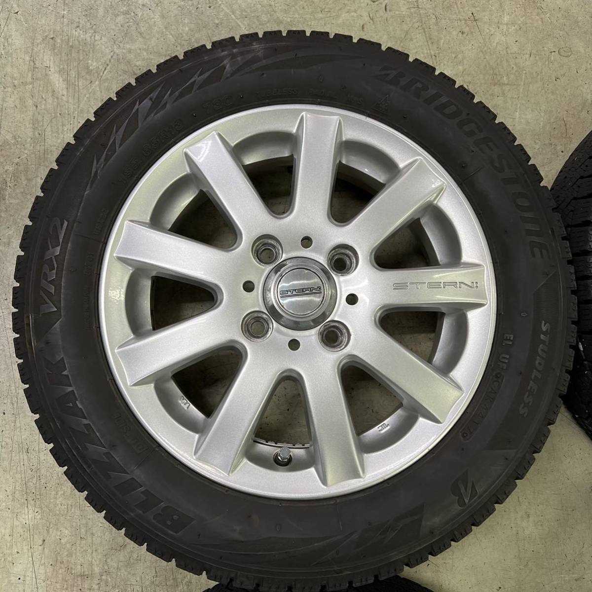 ブリヂストン VRX2 ブリザック 155⁄65r13 155⁄65R13 vrx2の通販