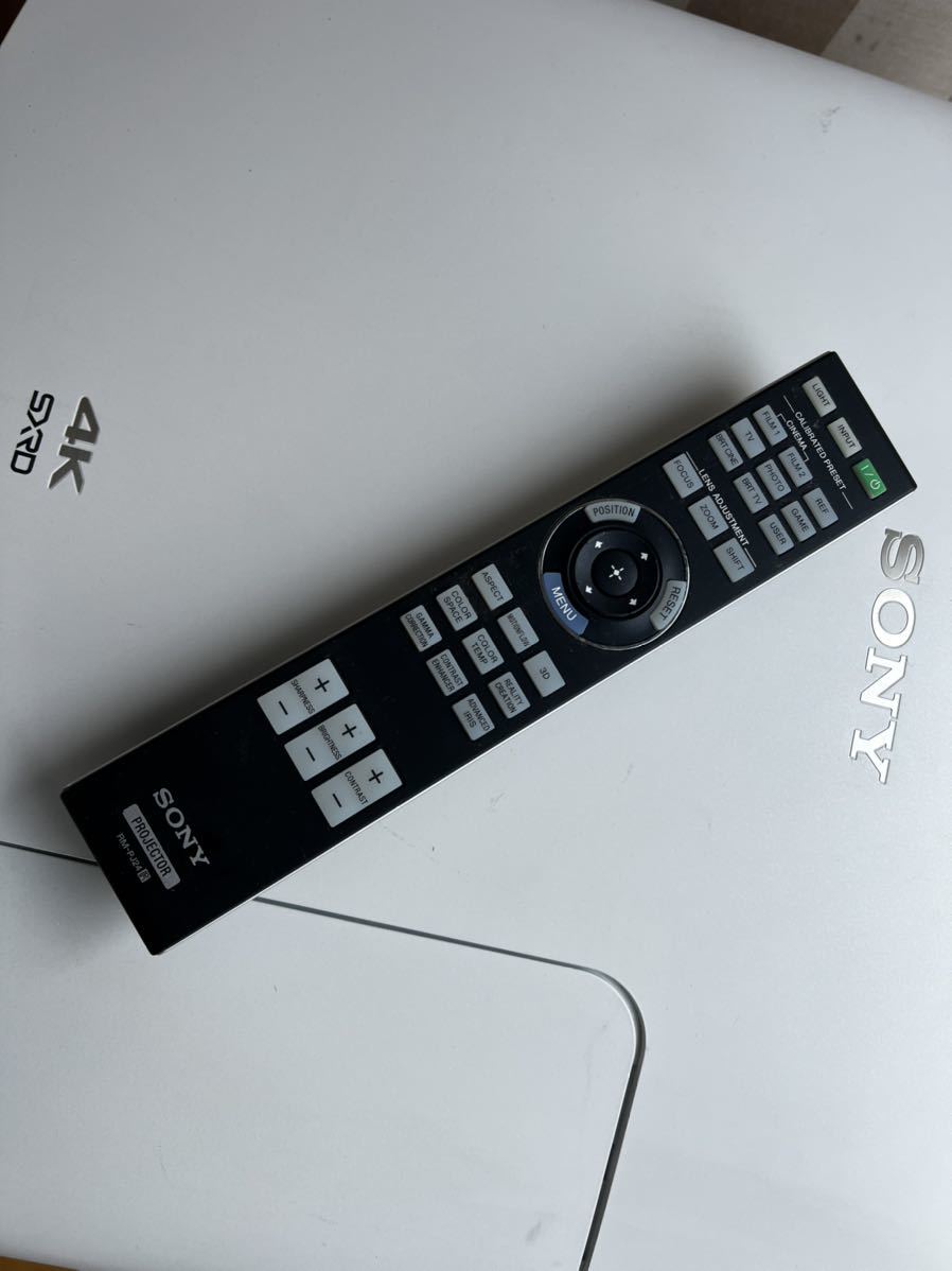 ソニー　4Kプロジェクター　VPL-VW245 SONY VPL-VW245 4K 通ok  中古(本体)｜売買されたオークション情報、Yahoo!オークション(旧ヤフオク!) の商品情報をアーカイブ公開 - オークファン（）