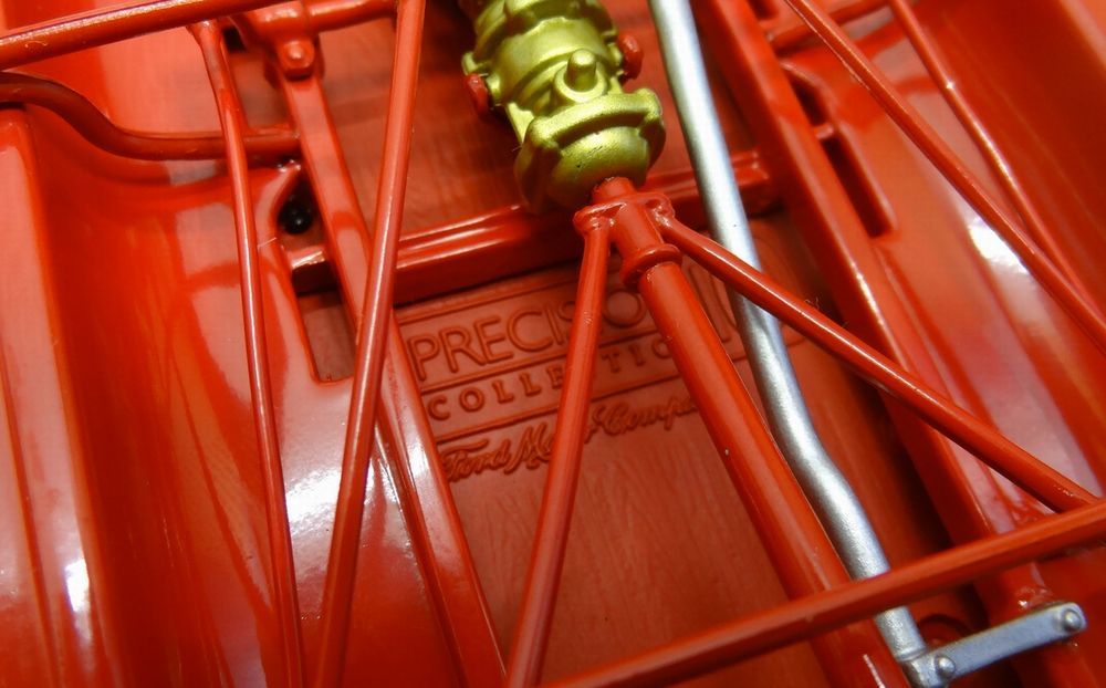 PRECISION COLLECTION 1/18 フォード 1913 モデルT スピードスター