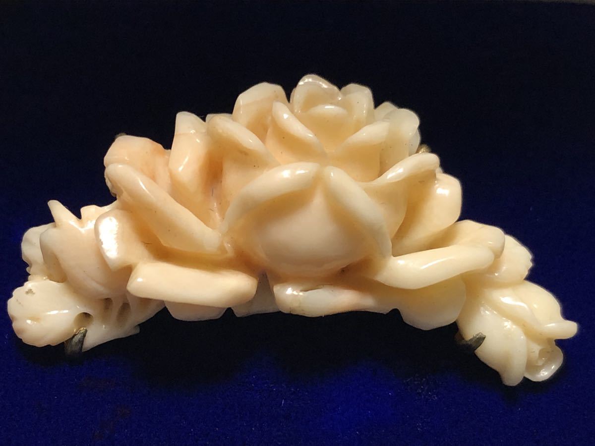 アンティーク 本珊瑚 13.2g 薔薇 ブローチ ケース付属【検/さんご/サンゴ/コーラル/ローズ】