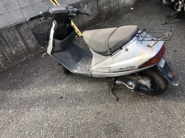 ダ*ー様 アドレスv100車体 アドレス100 車体 不動 現状にて 格安スタート バイク車体 スズキ
