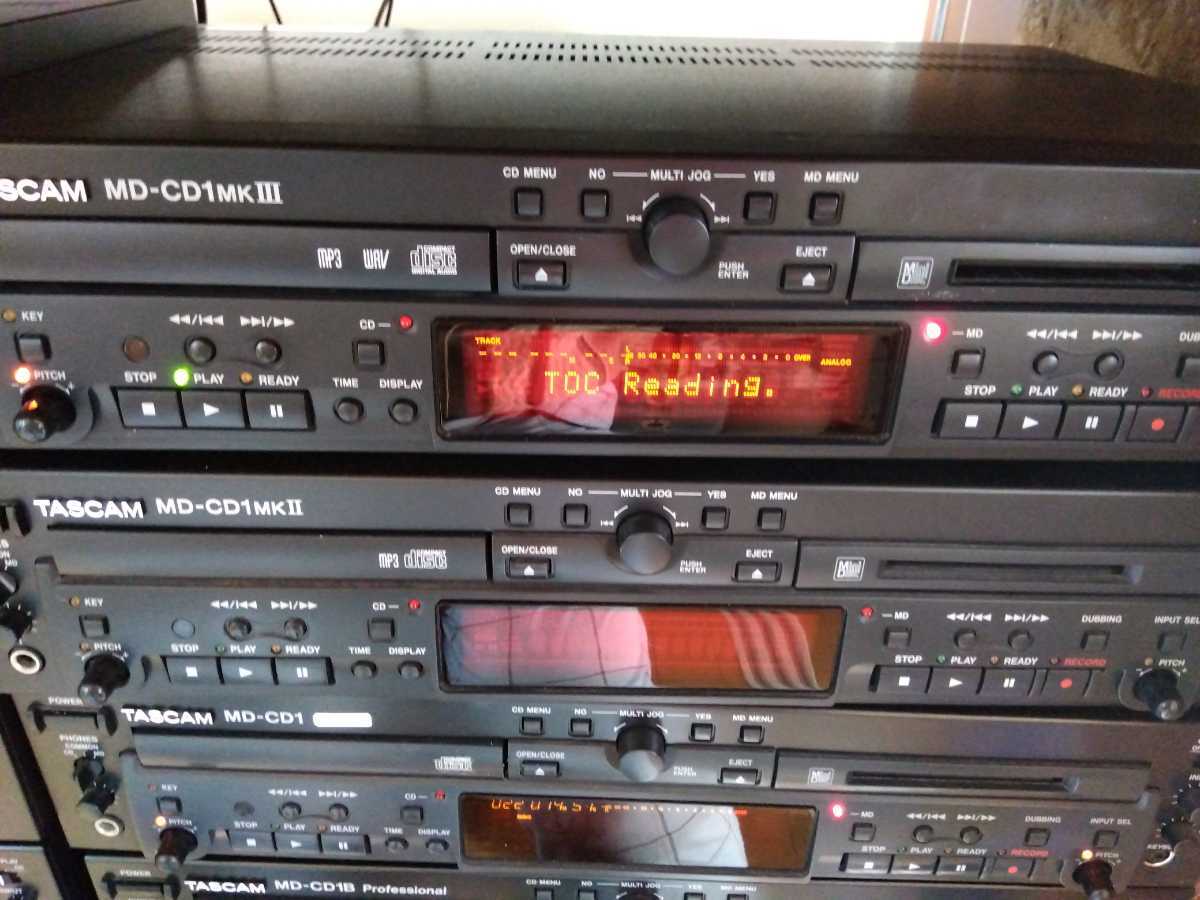 TASCAMの MD-CD1MK3 通電確認済み CDはOK MDは読み取りNG ジャンク品