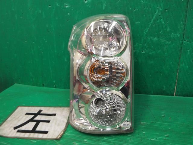 ラウム UA-NCZ20 左テールランプ ラウム Sパッケージ 1NZ-FE 8N8 81560-46030