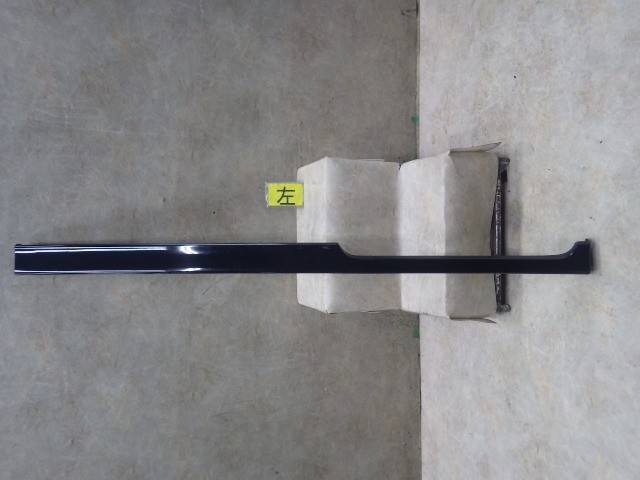【KBT】 MK21S スズキ パレット 左・サイドステップ 77240-82K00-ZJ3