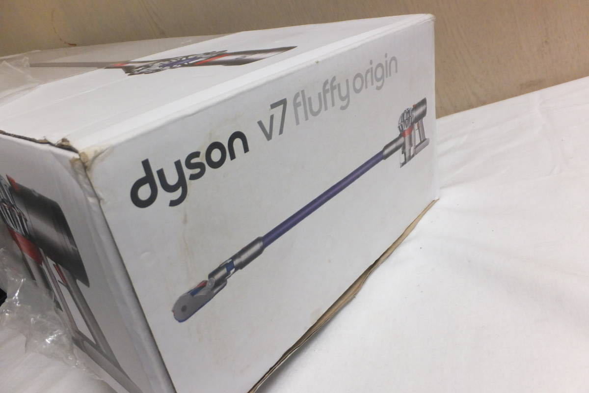 ☆未開封☆Dyson ダイソン 掃除機 コードレスクリーナー V7 Fluffy 