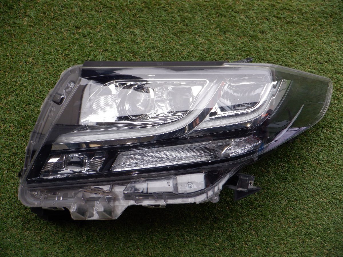 トヨタ アルファード AGH30 後期 純正 ヘッドランプ 右 LED 2眼