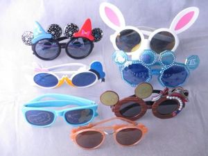 東京ディズニー リゾート サングラスの値段と価格推移は 13件の売買情報を集計した東京ディズニー リゾート サングラスの価格や価値の推移データを公開