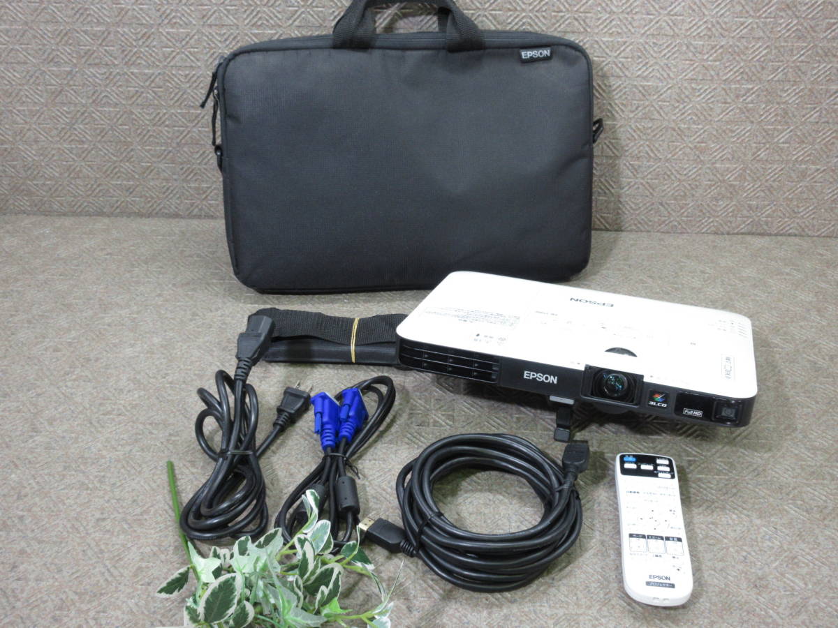  EPSON / 3200lm 軽量モバイルプロジェクター EB-1795F / ランプ使用 760時間 / リモコン付き / No.P902(本体)｜売買されたオークション情報、yahooの商品情報をアーカイブ公開 - オークファン 本体