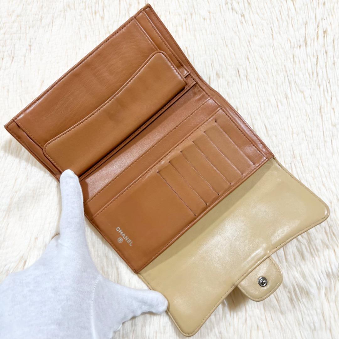 CHANEL シャネル 財布 - ライトブラウン レザー CHANEL シャネル CHANEL シャネル 財布 - ライトブラウン レザー CHANEL シャネル