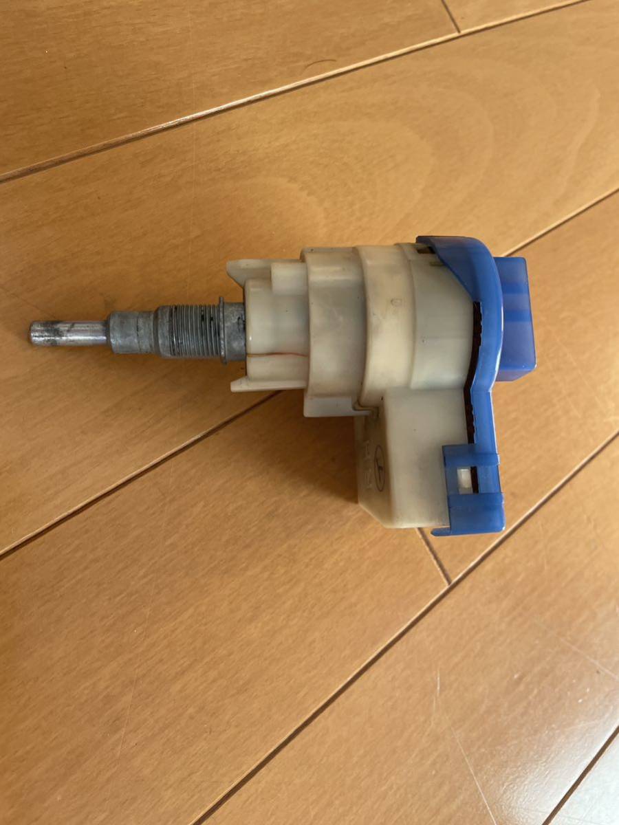 専用ページ(#622) トヨタ純正部品 AE86ライトノブ×1 ワイパーノブ×1 ナット×2