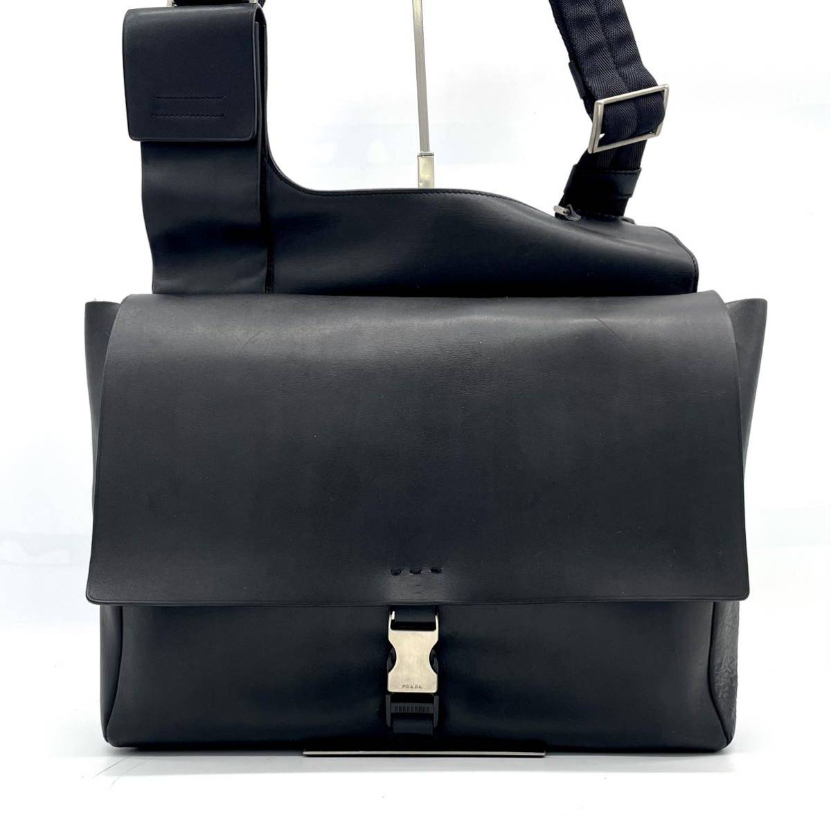極美品】PRADA プラダ ショルダーバッグ メッセンジャー A4サイズ可 