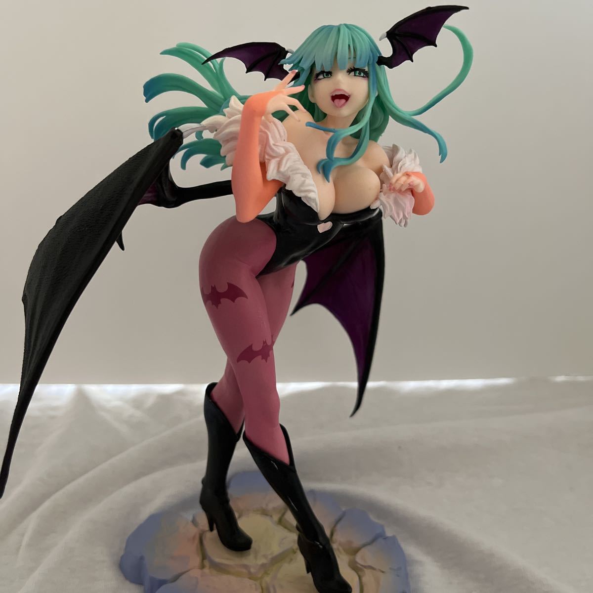 国内発送】【注目商品】ヴァンパイア美少女 モリガン 1/7スケール PVC 