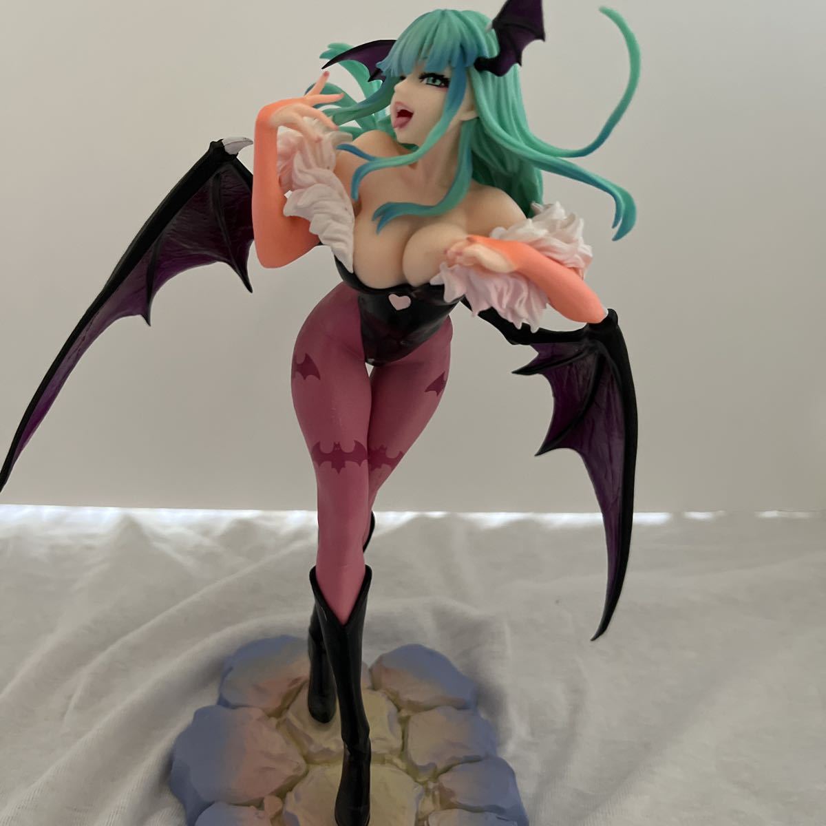 国内発送】【注目商品】ヴァンパイア美少女 モリガン 1/7スケール PVC 