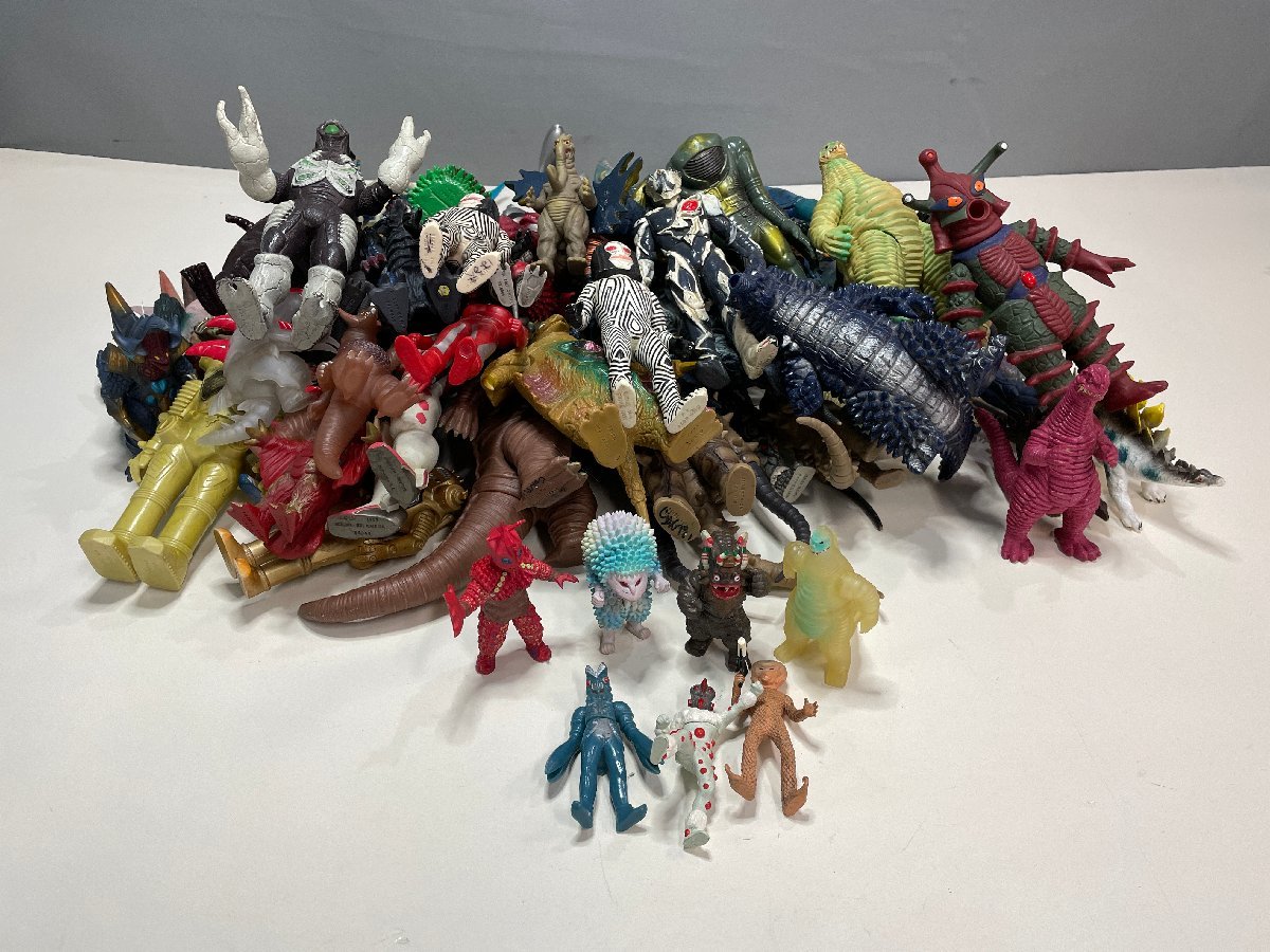ウルトラマン 怪獣 ガシャポン HG系等 大量まとめ売り ☆円谷