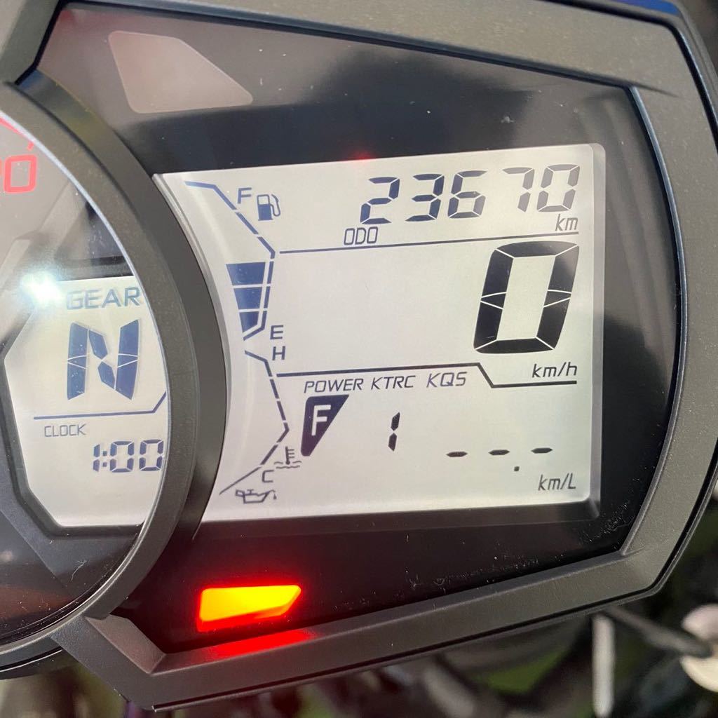 美品 ZX-25R スピードメーター 実働車 外し 動作確認済 メーター zx25r