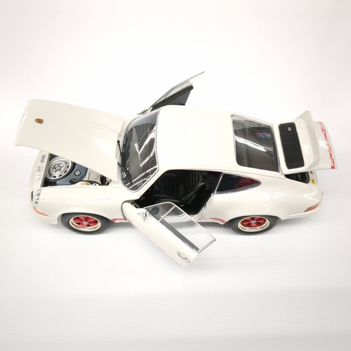 美品】 EBBRO 1/24 PORSCHE 911 CARRERA RS 2.7 ホワイト ダックテール