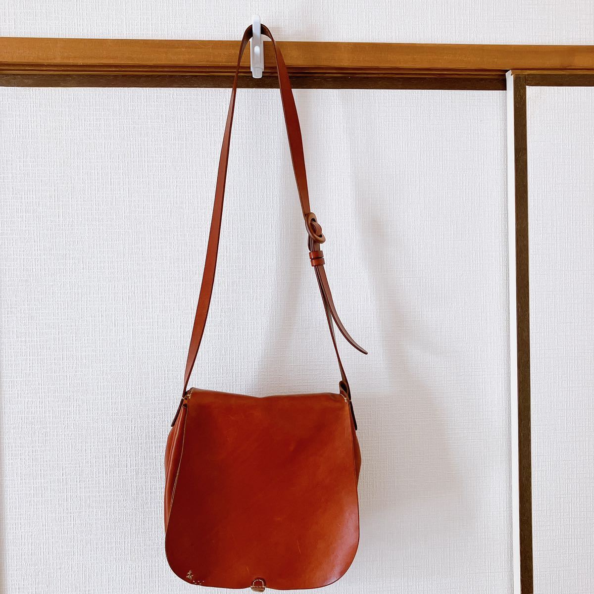 アンリークイール ショルダーバッグ