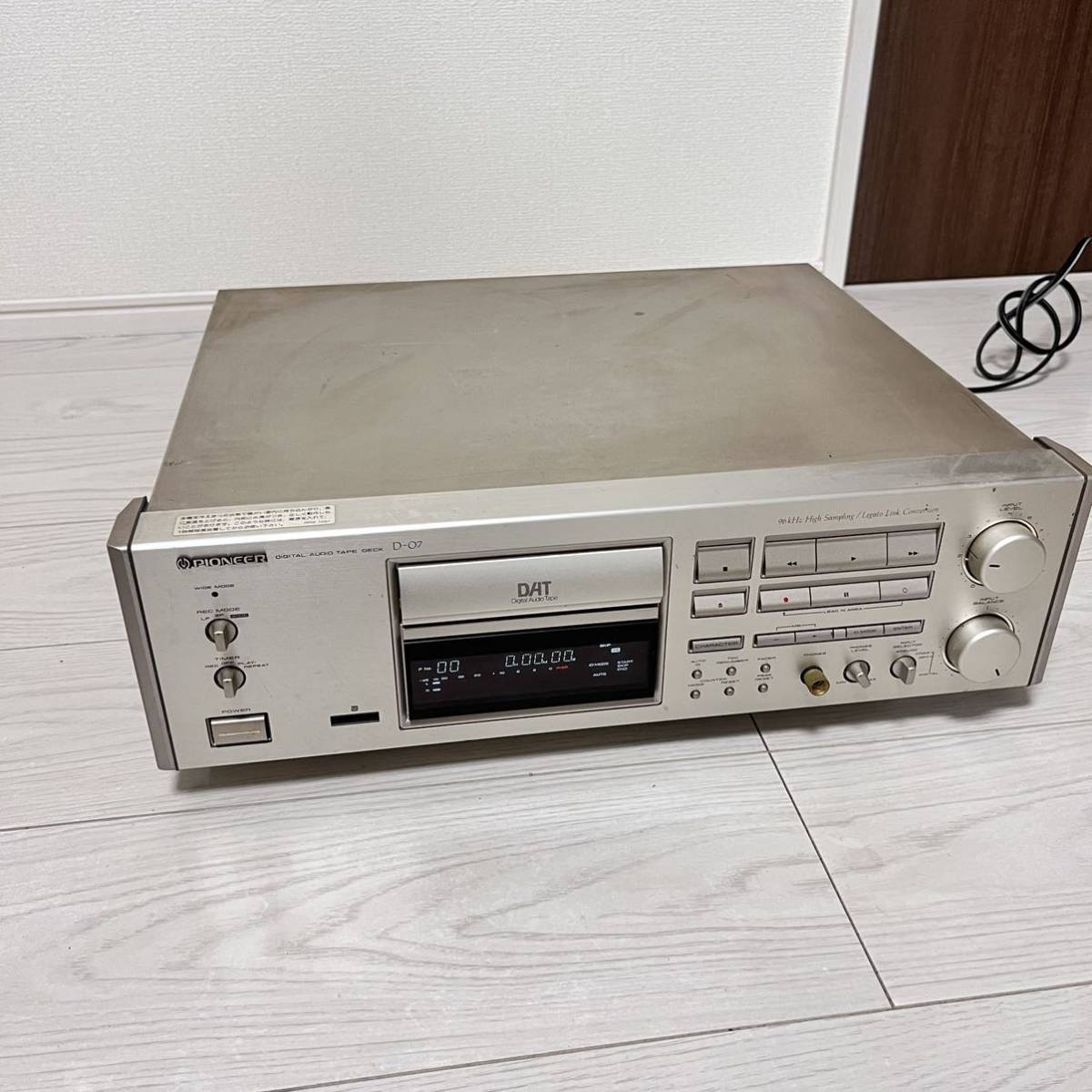 Pioneer パイオニア D-07通電確認済み PIONEER パイオニア D-07 DAT