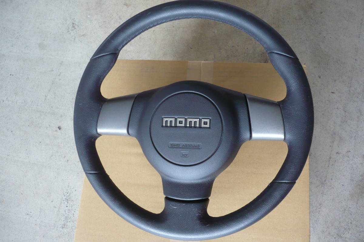 ダイハツ　MOMO 純正オプション　シェイクダンパー付き