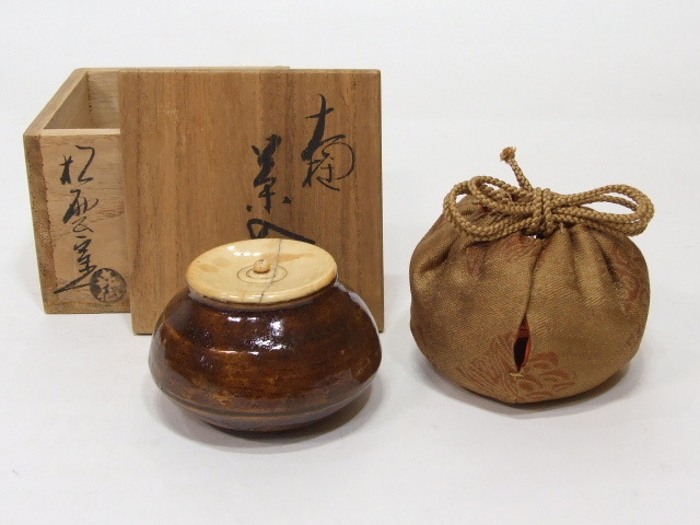 マル 茶道具　大樋焼　菊形　香合　時代箱　N　7468 茶道具 - 泉喜仙」の落札相場・落札価格 「大樋焼 Yahoo!オークション