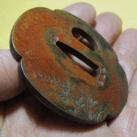 優品 E-69 銅鍔 木瓜形 菊花の図 音色良