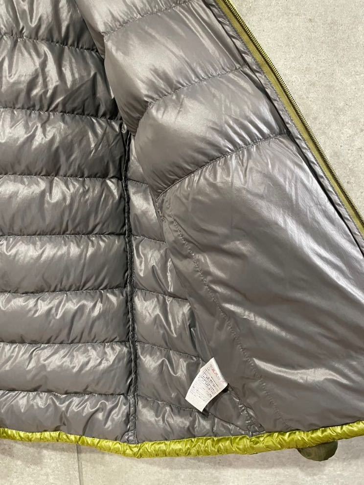 冬本番！ 軽量！ モンベル mont-bell 1101384 ダウン ガイドパーカ ダウンジャケット メンズ グリーン系 Mサイズ アウトドア 新規×