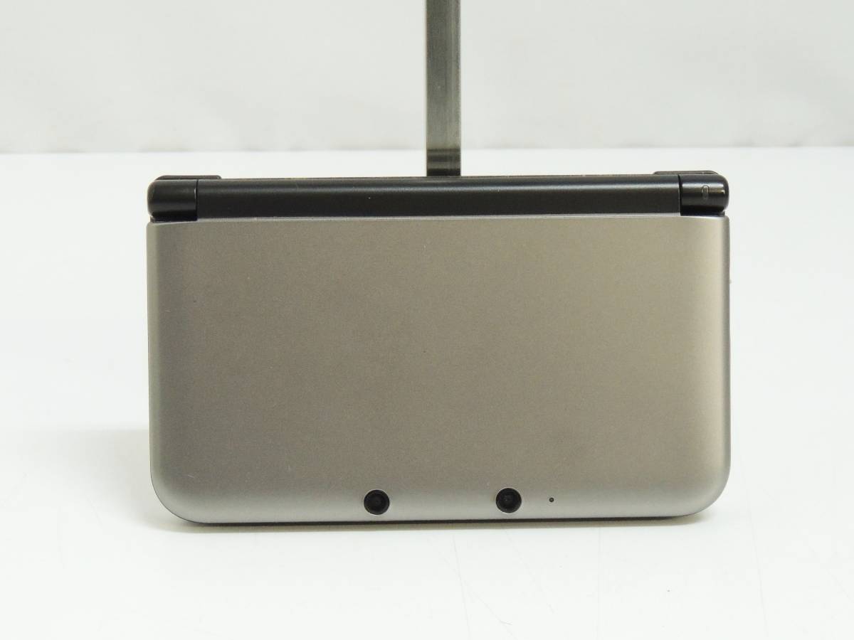 □ 任天堂 NINTENDO 3DS LL 本体 シルバー×ブラック ソフト リズム天国  