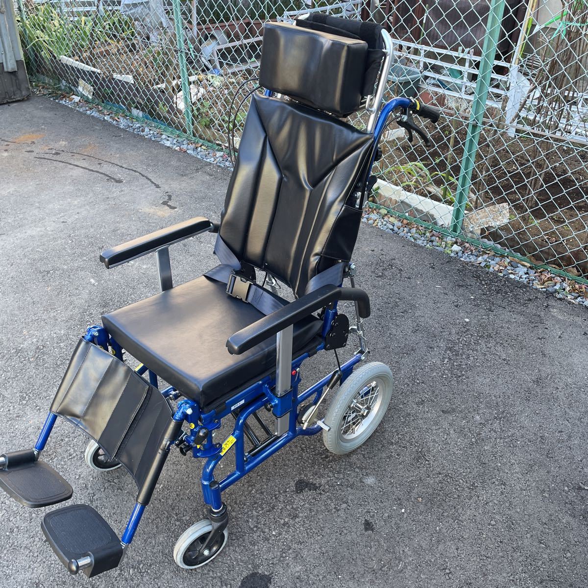 直接引き取り限定】（東京都町田市）カワムラサイクル 車椅子 KRT-R 