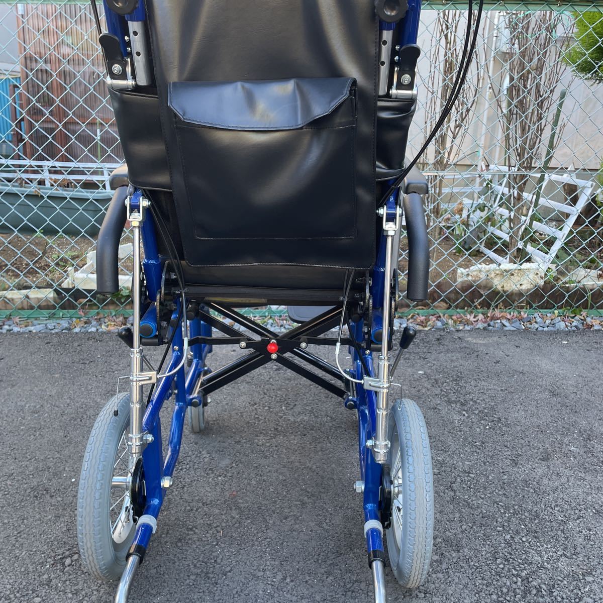 直接引き取り限定】（東京都町田市）カワムラサイクル 車椅子 KRT-R 
