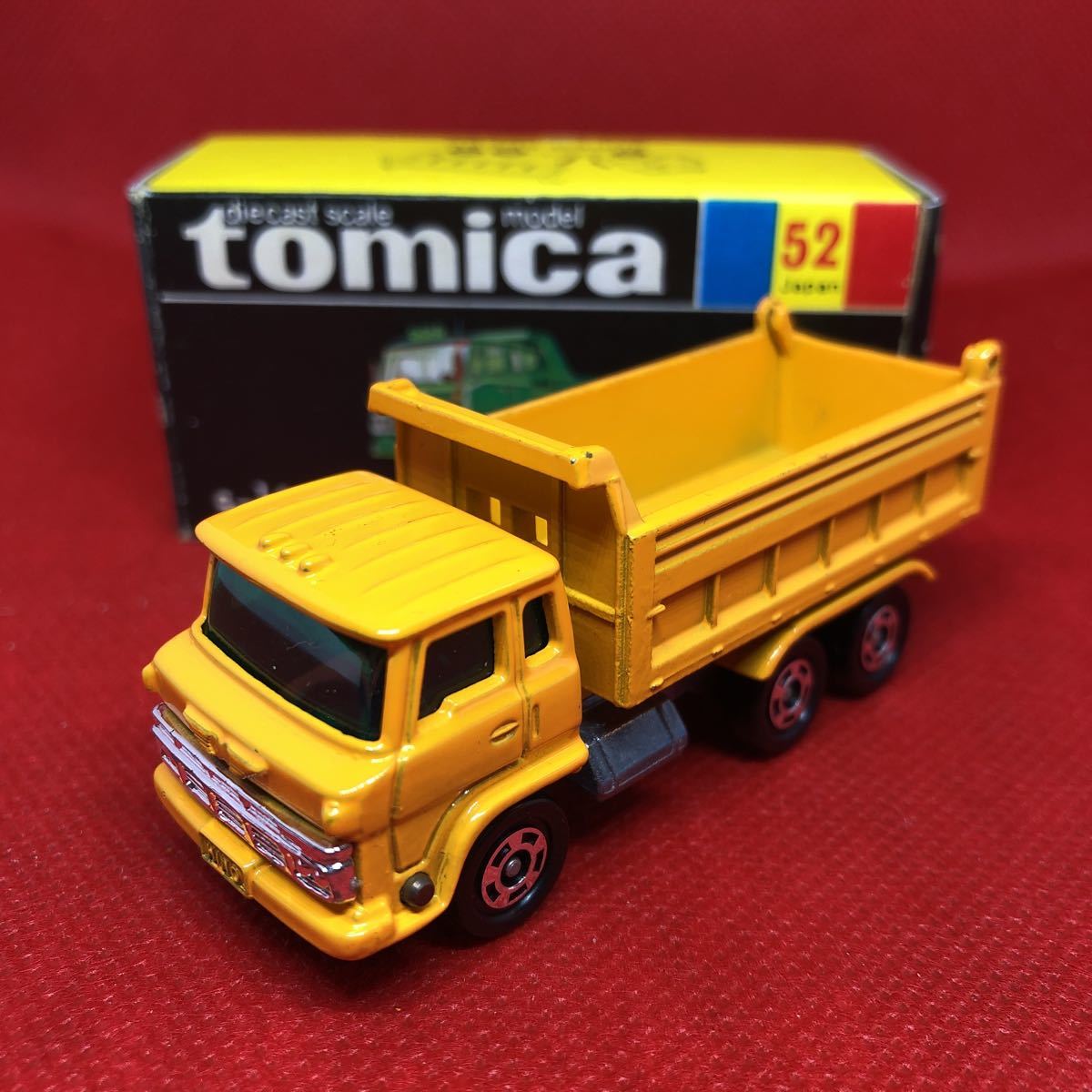 トミカ　日本製　黒箱　52 日野　ダンプカー　右側前輪　固着　当時物　絶版