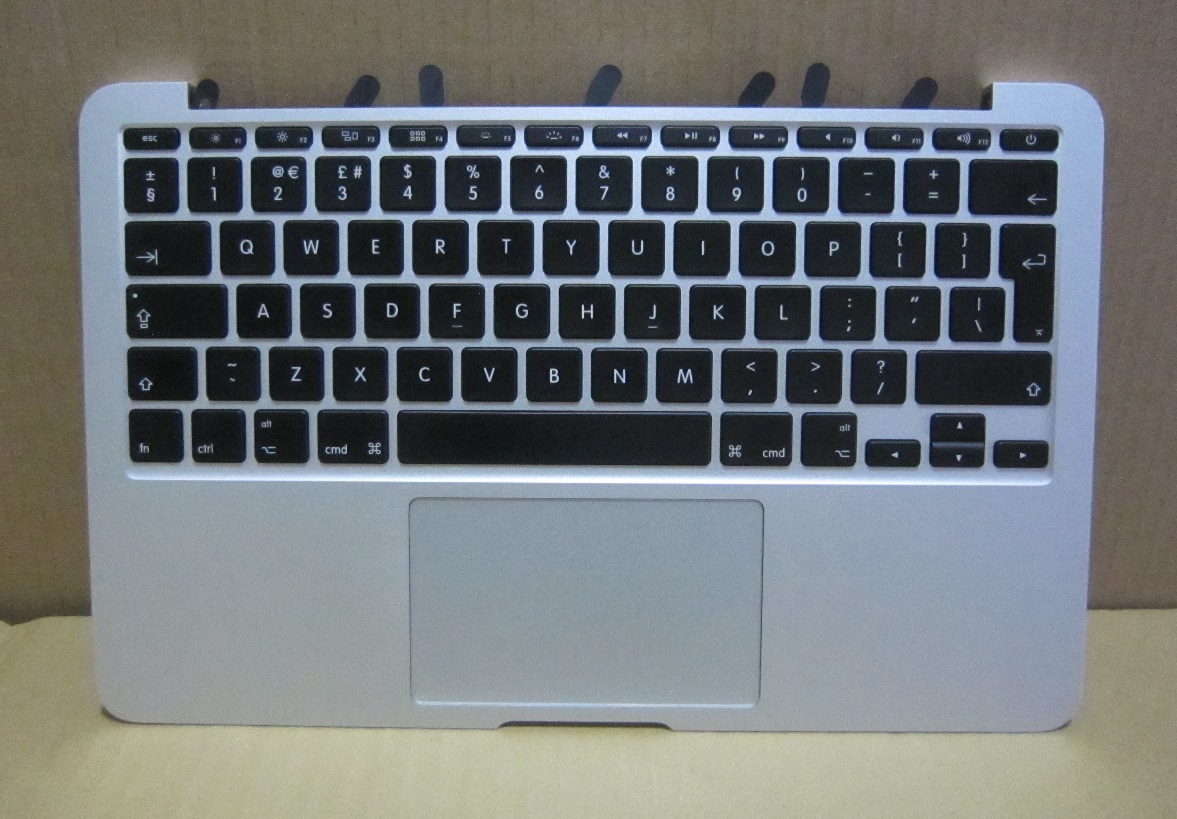 MacBook Air 11inch A1465 2013～2015対応 EU? キーボードユニット　2015年式(Early 2015)取り外し　 中古 正常動作品